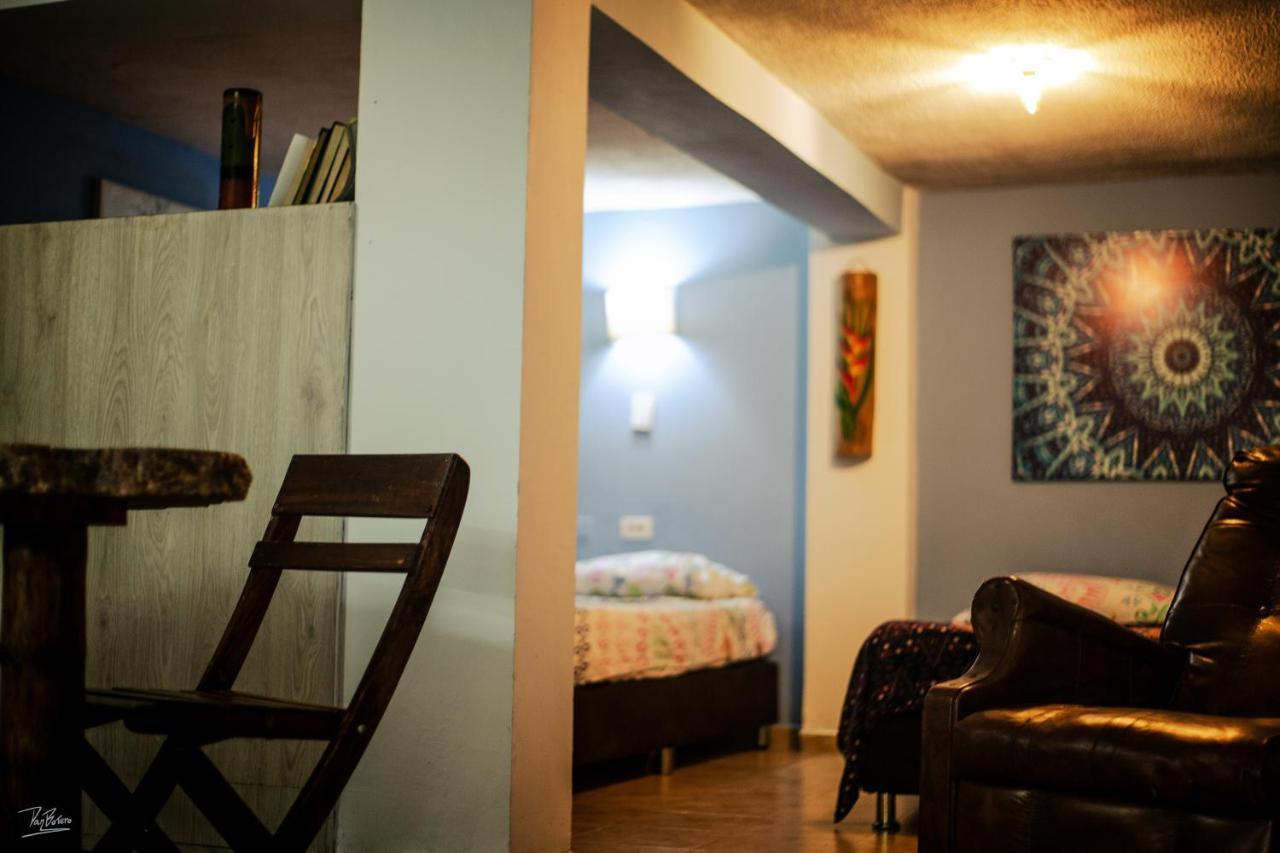 Acogedor Apartaestudio Армения Екстериор снимка